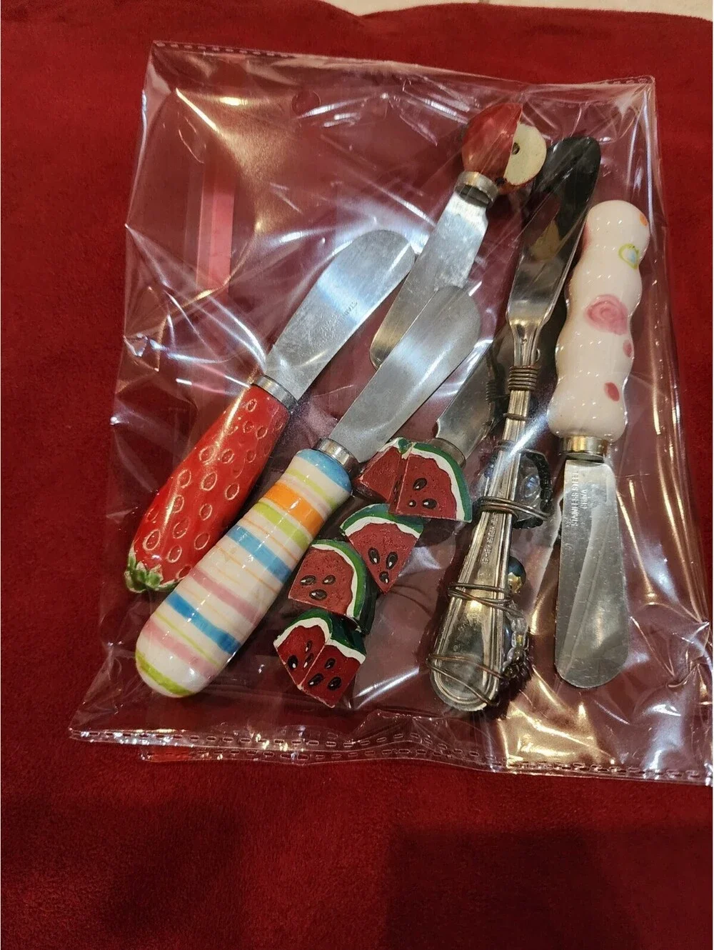 Spreader Knifes 6 Different Ones Cute
